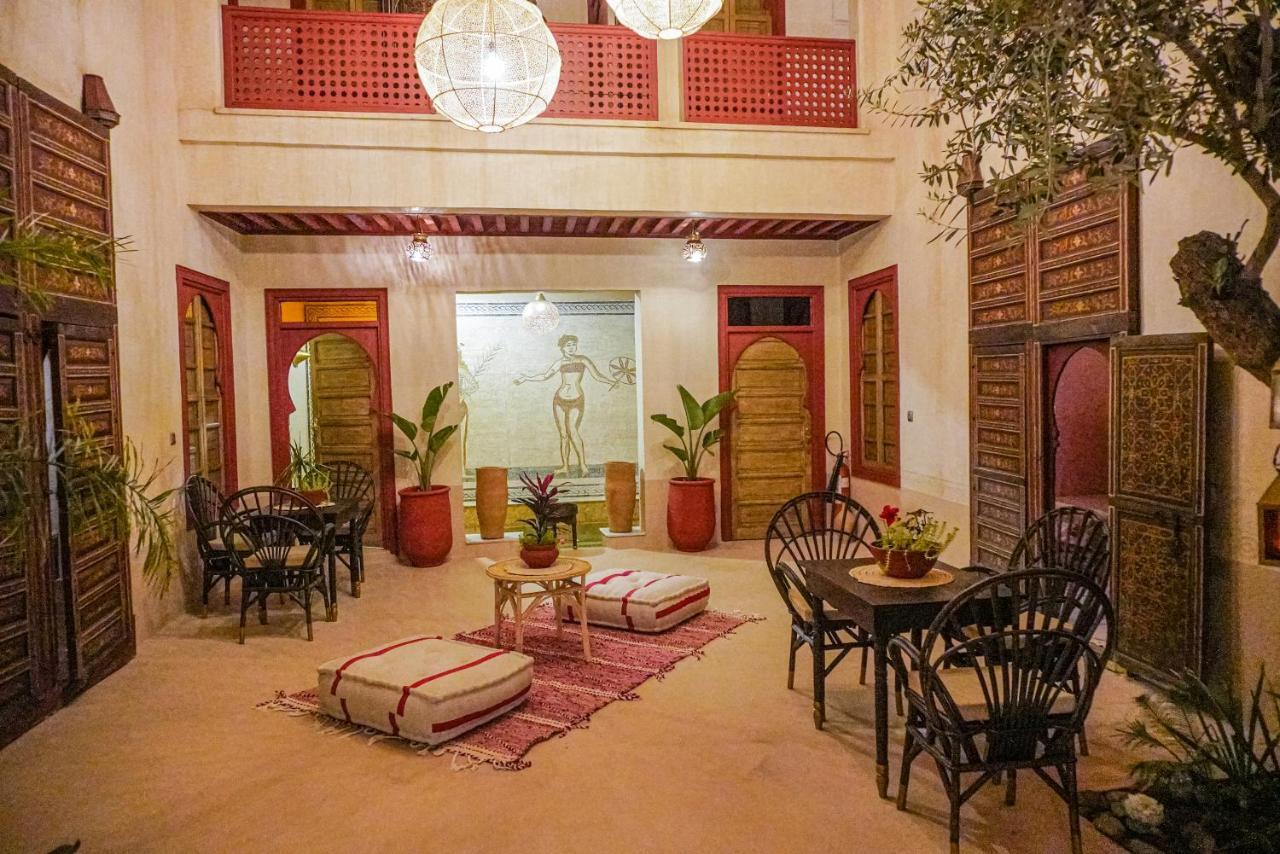Riad Tassili Marrakech มาร์ราเกช ภายนอก รูปภาพ